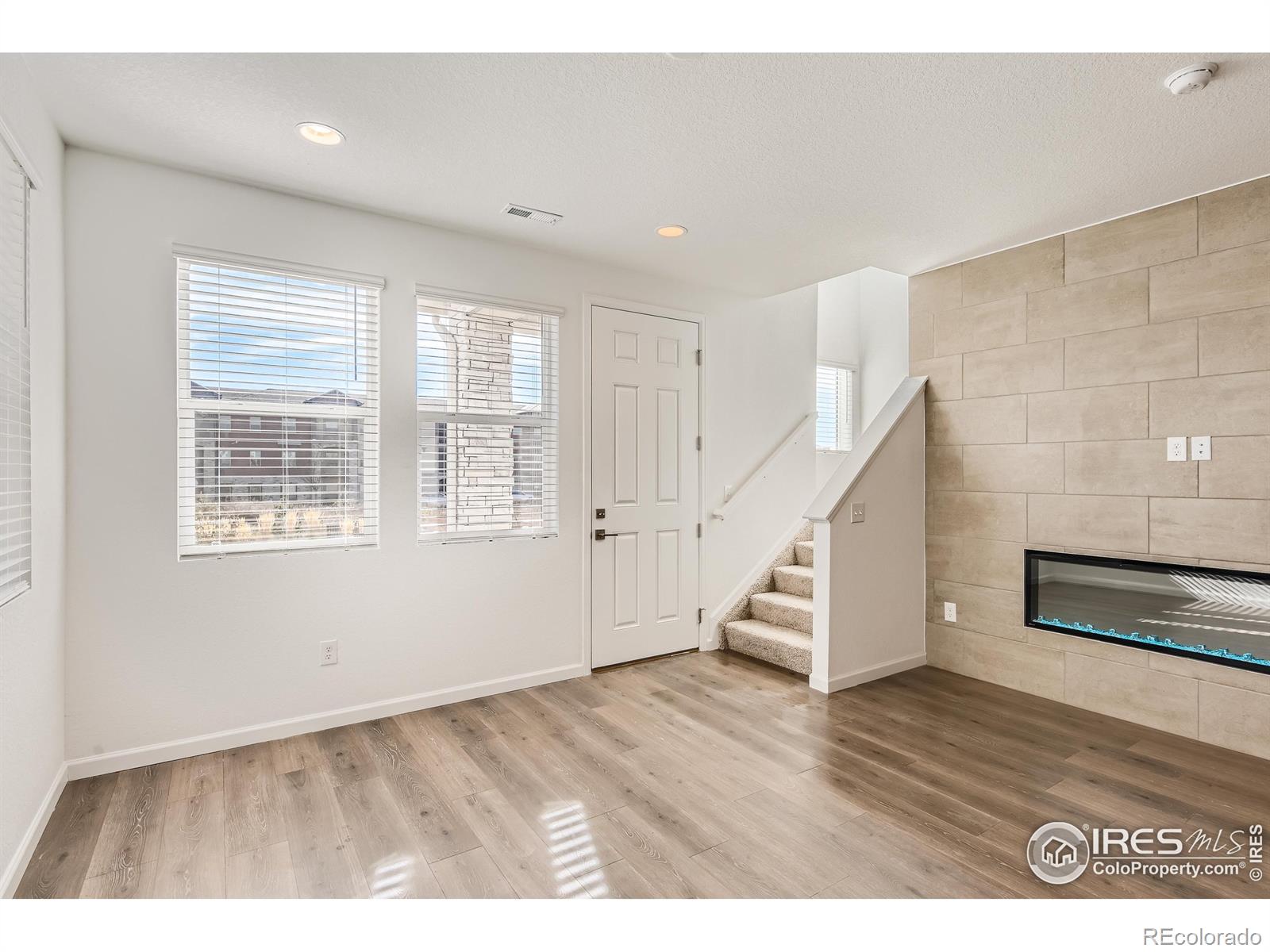 MLS Image #5 for 1910  rosen drive,fort collins, Colorado