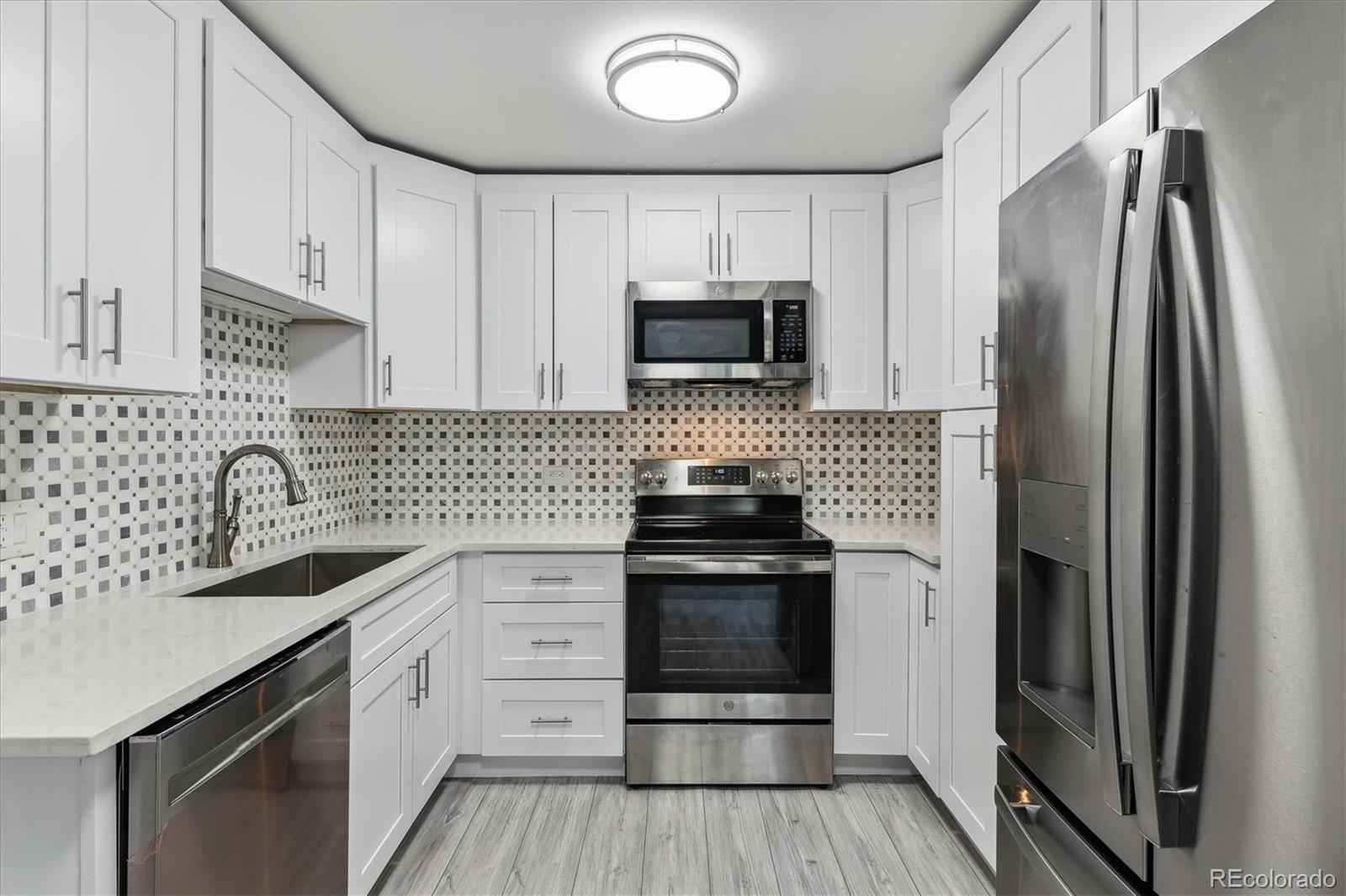 MLS Image #4 for 695 s alton way,denver, Colorado