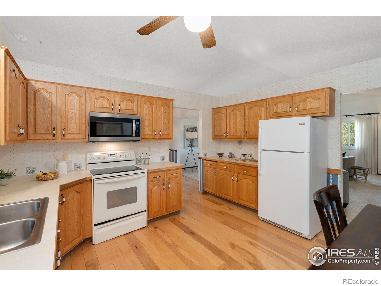 MLS Image #14 for 1020  jay court,loveland, Colorado