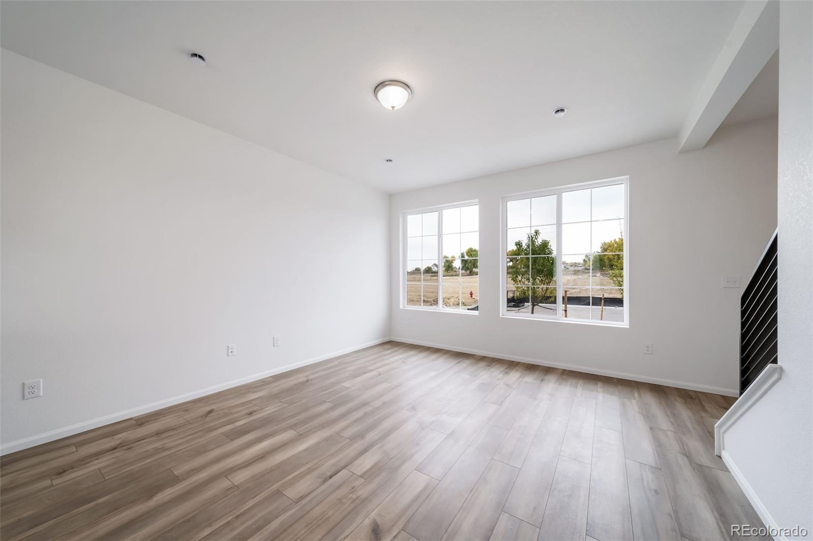 MLS Image #6 for 22133 e 38th place,aurora, Colorado