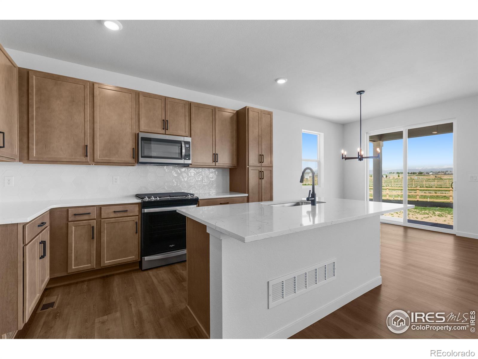 MLS Image #5 for 676  piedmontese street,johnstown, Colorado