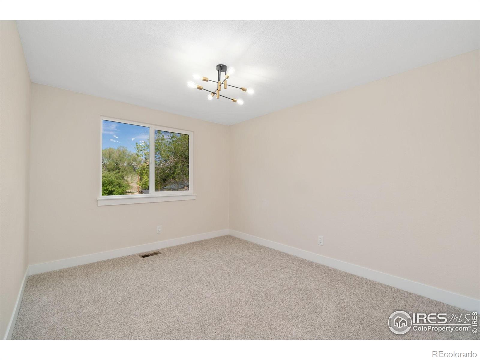 MLS Image #15 for 1134  lin mar drive,fort collins, Colorado