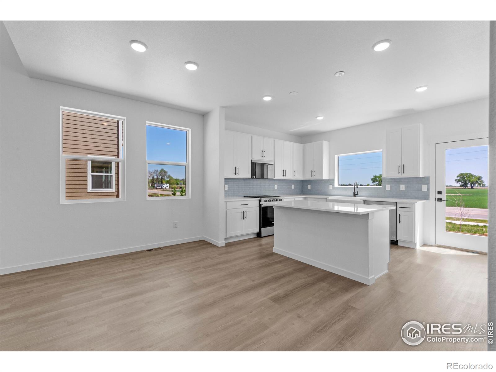 MLS Image #10 for 749  muturu road,johnstown, Colorado