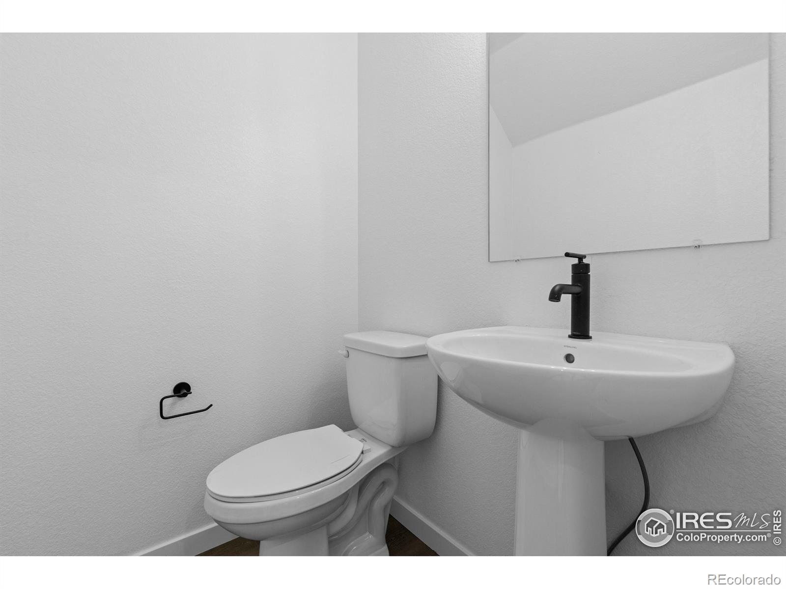 MLS Image #14 for 749  muturu road,johnstown, Colorado