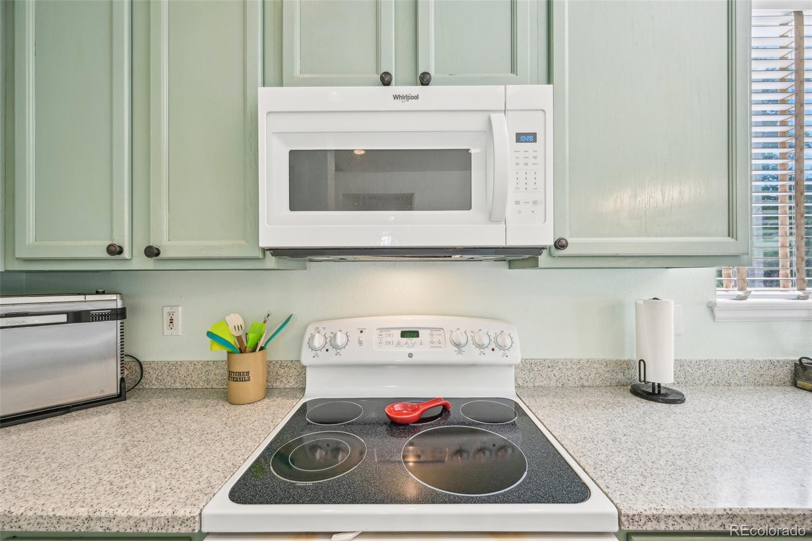 MLS Image #11 for 2420 e 127th avenue,thornton, Colorado