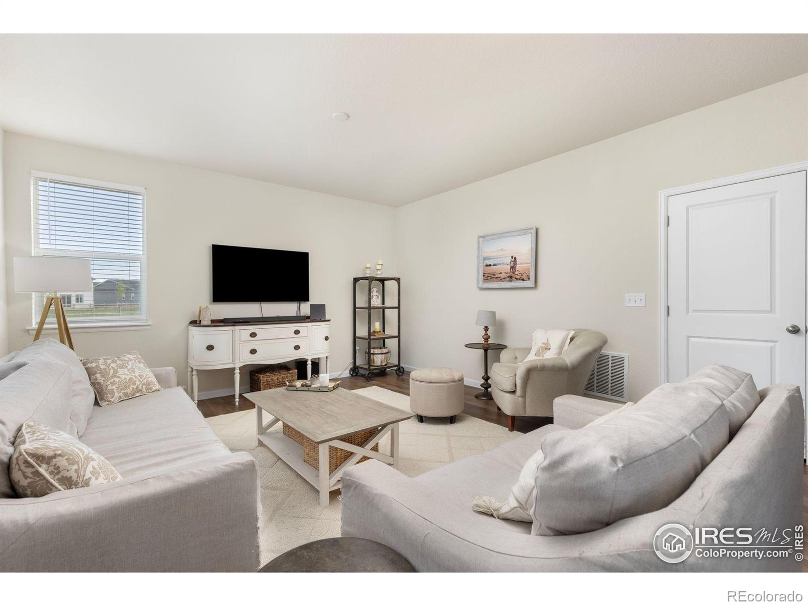 MLS Image #11 for 5900  sunrise place,longmont, Colorado