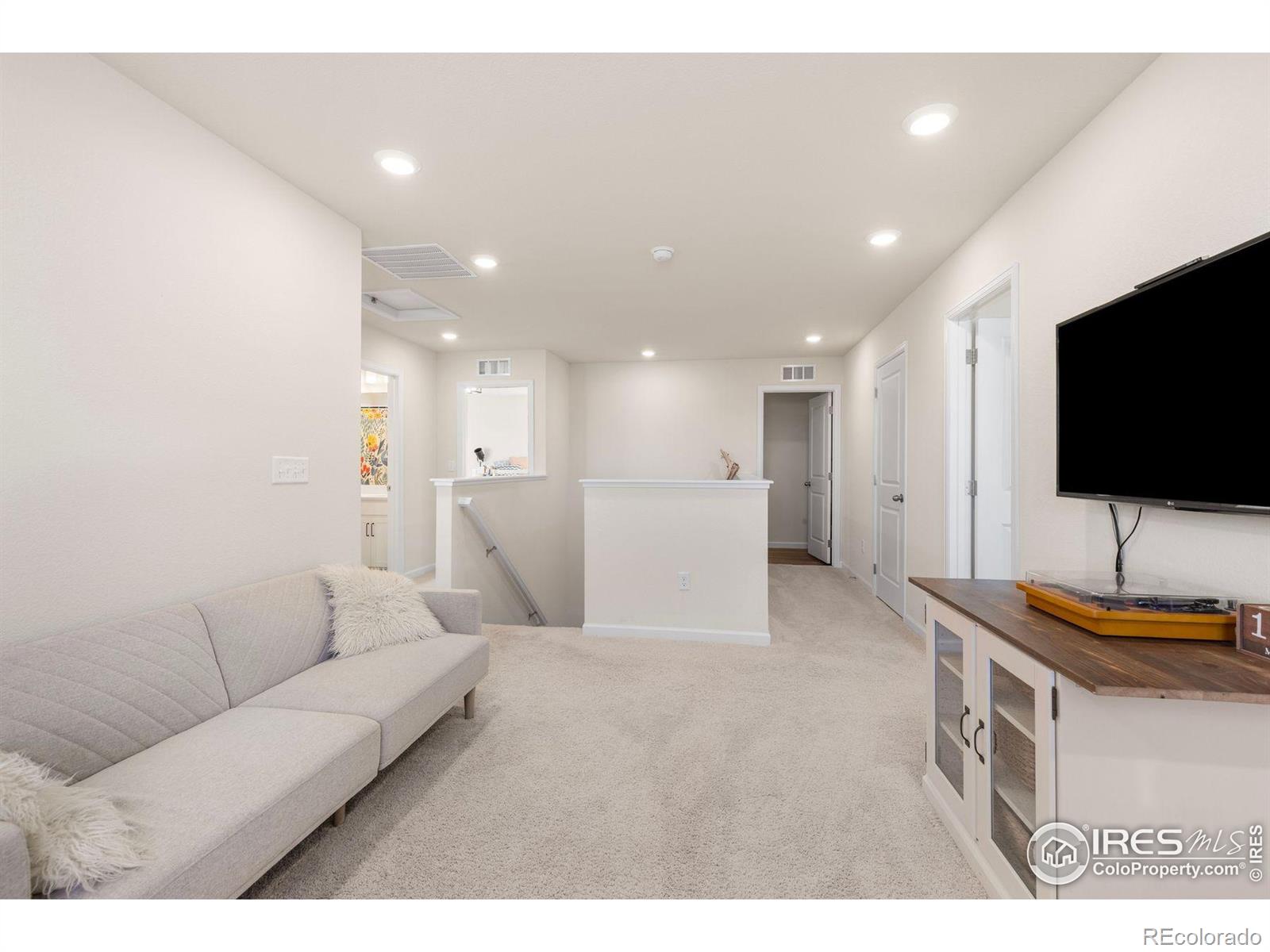 MLS Image #21 for 5900  sunrise place,longmont, Colorado