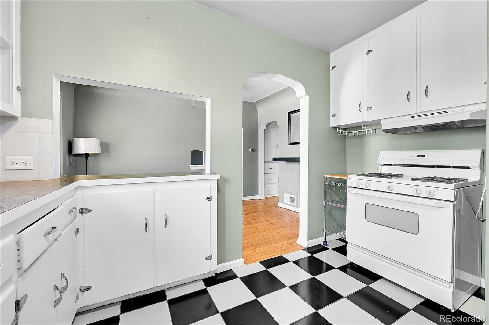 MLS Image #8 for 3818 w 25th avenue,denver, Colorado