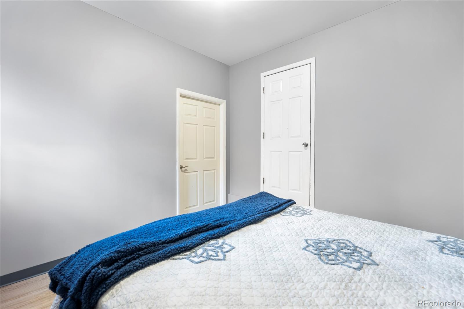 MLS Image #16 for 14595  robins drive,denver, Colorado