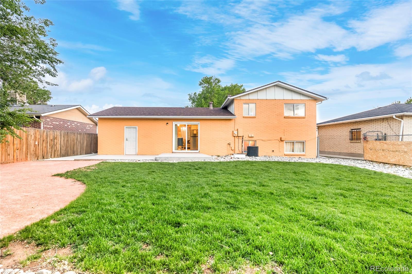 MLS Image #23 for 14595  robins drive,denver, Colorado