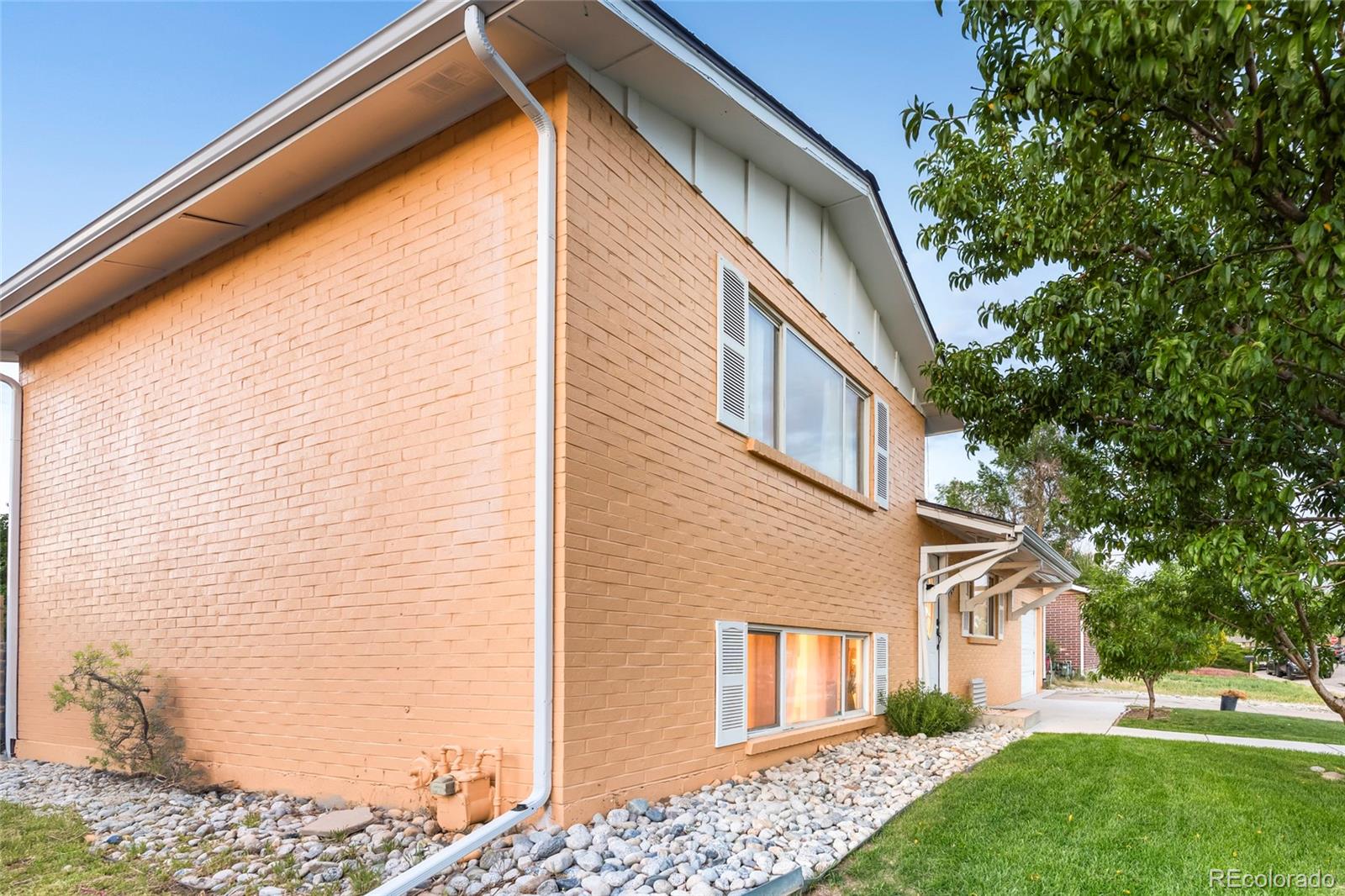 MLS Image #24 for 14595  robins drive,denver, Colorado