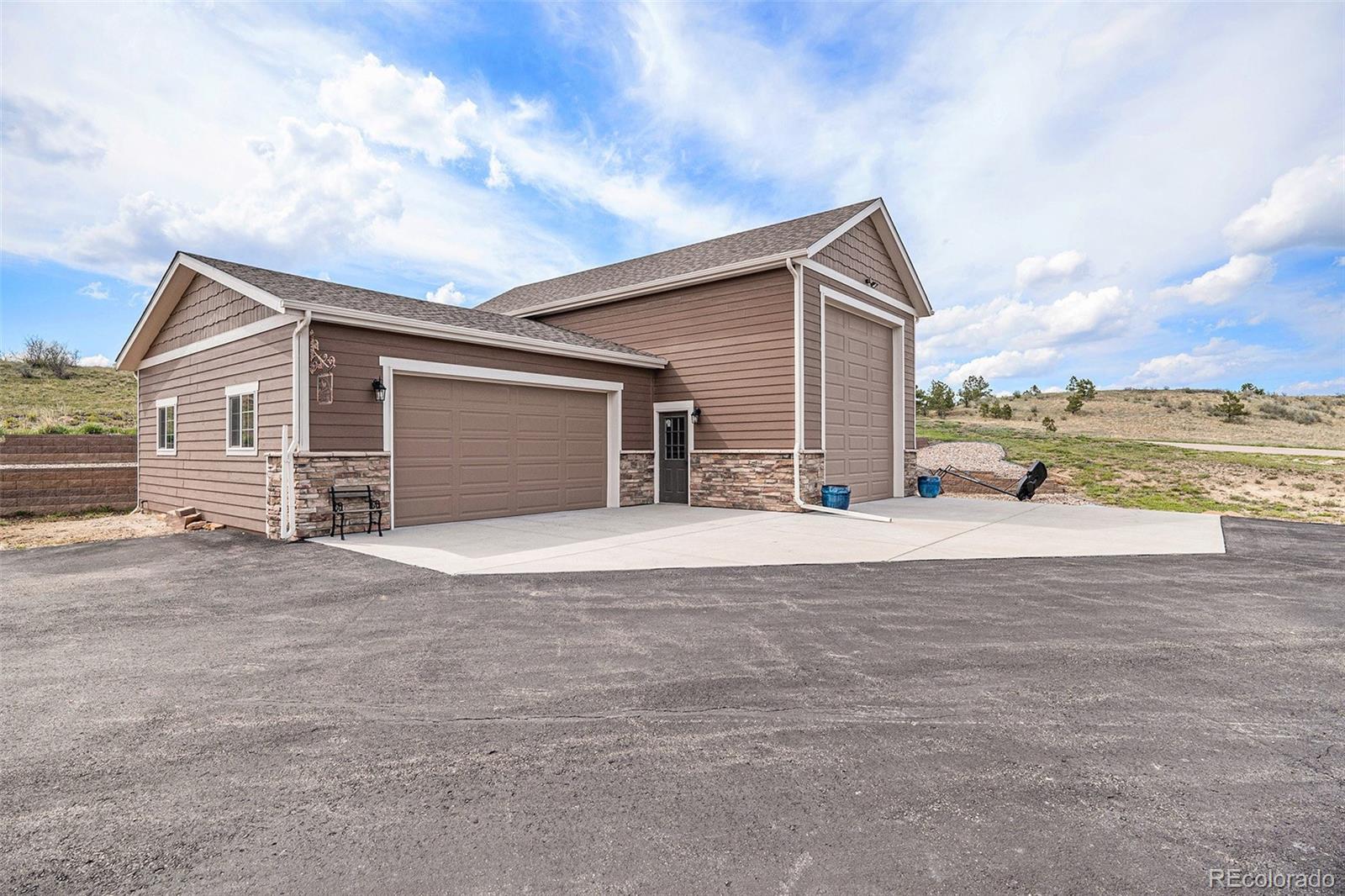MLS Image #4 for 555  heritage trail,elizabeth, Colorado