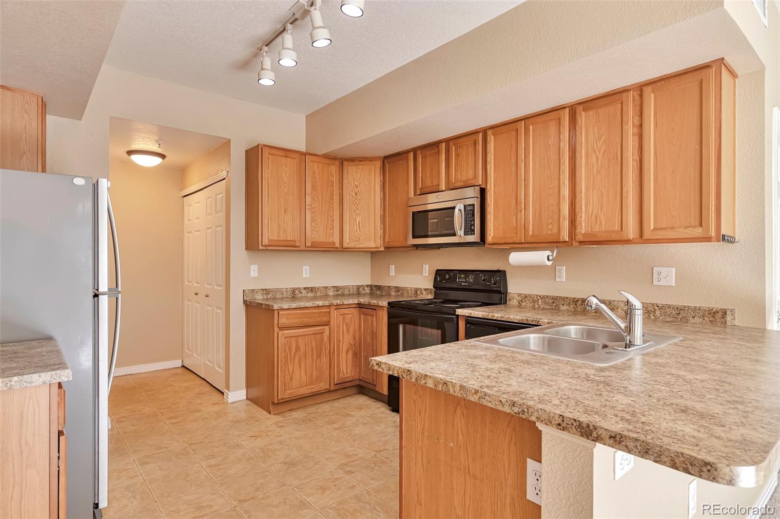 MLS Image #10 for 9429  ashbury circle 101,parker, Colorado