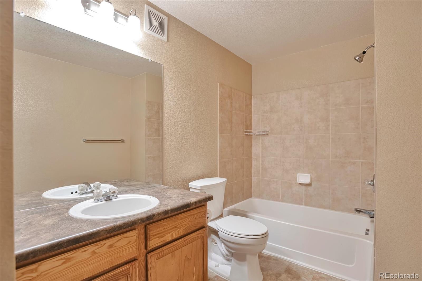 MLS Image #17 for 9429  ashbury circle 101,parker, Colorado