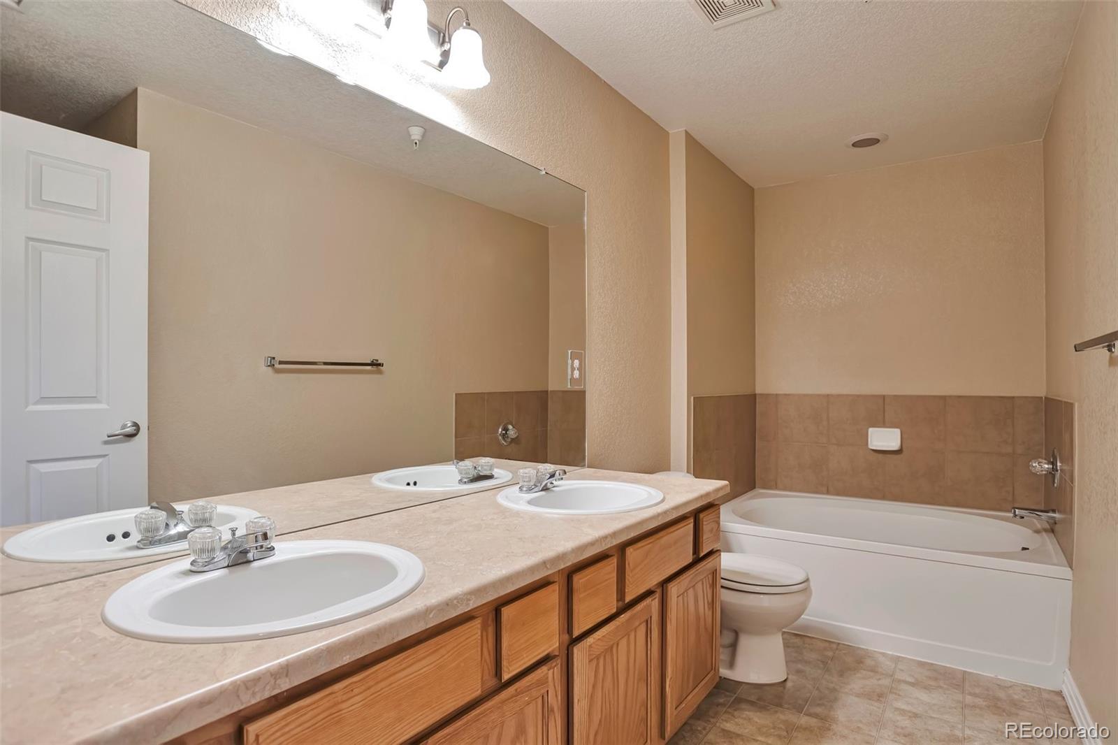 MLS Image #19 for 9429  ashbury circle 101,parker, Colorado