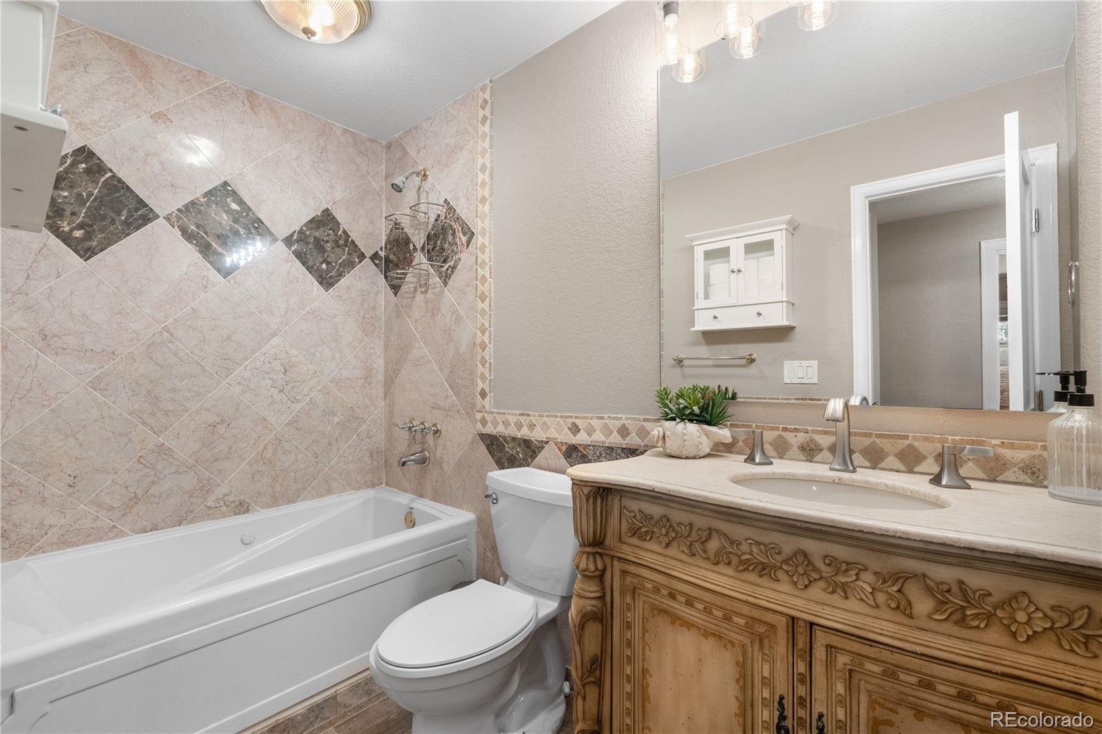 MLS Image #12 for 4218 s alton street,greenwood village, Colorado