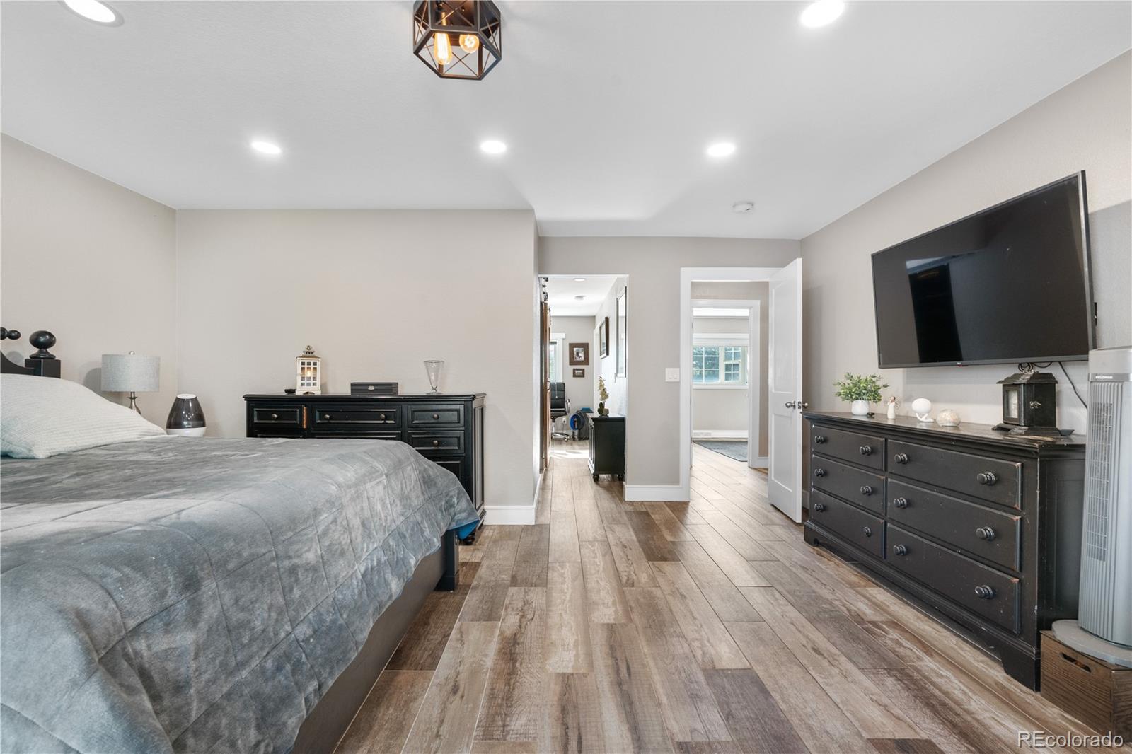 MLS Image #8 for 4218 s alton street,greenwood village, Colorado