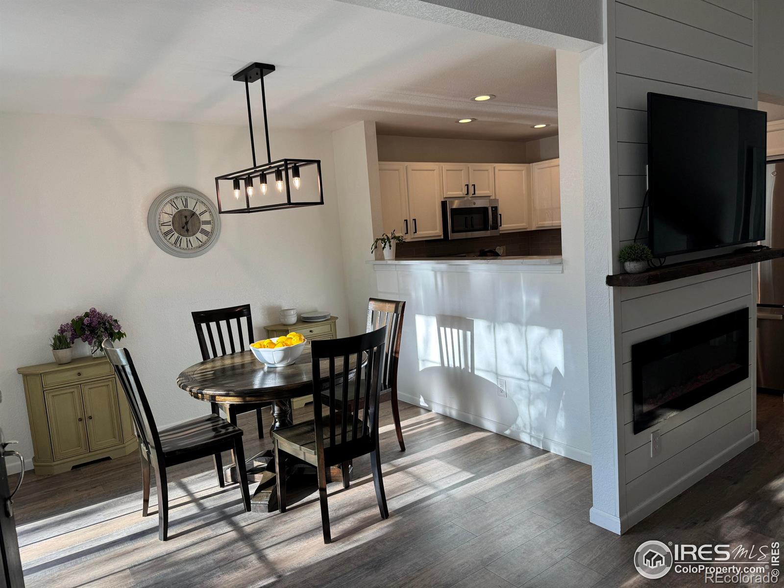 MLS Image #14 for 5114  country squire way,fort collins, Colorado