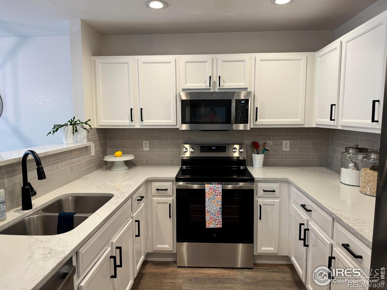 MLS Image #7 for 5114  country squire way,fort collins, Colorado