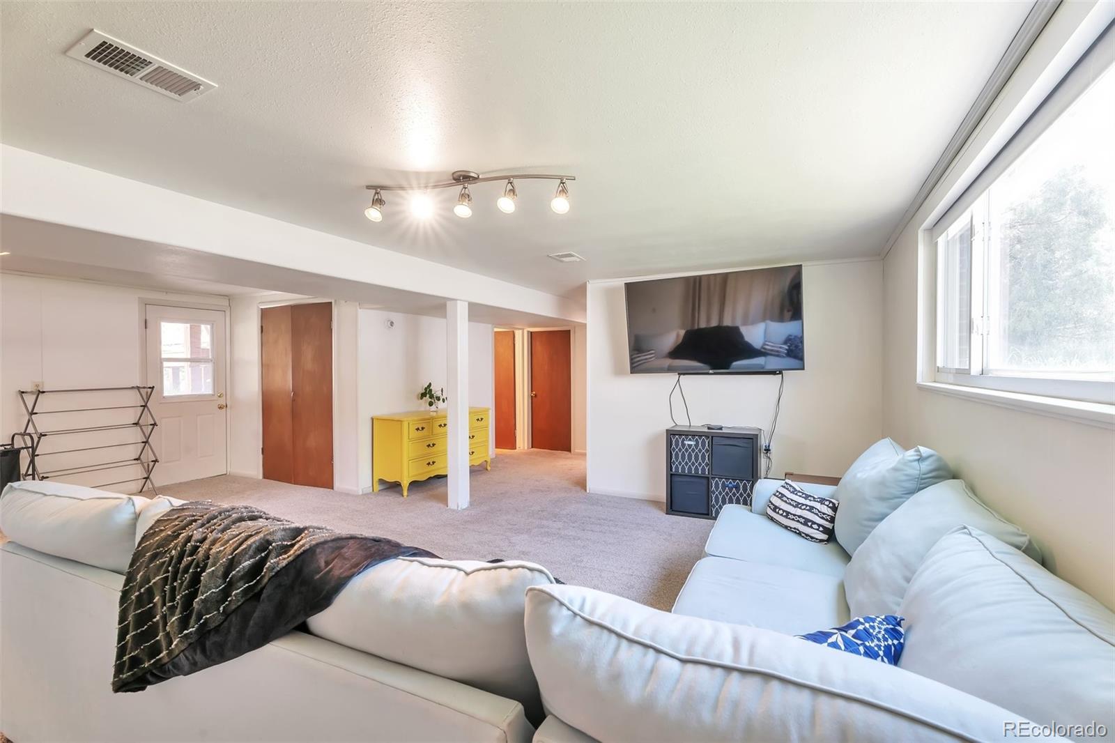 MLS Image #15 for 6484  kendall street,arvada, Colorado