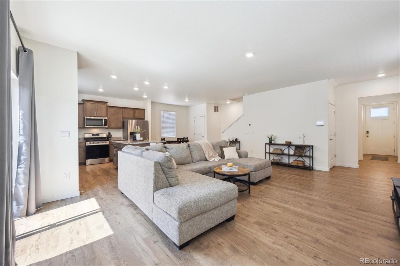 MLS Image #4 for 1107  sunrise drive,brighton, Colorado