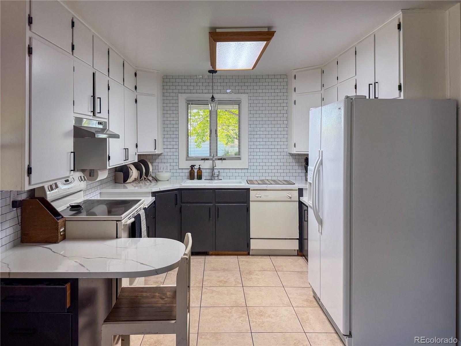 MLS Image #2 for 809 n 14th street,burlington, Colorado