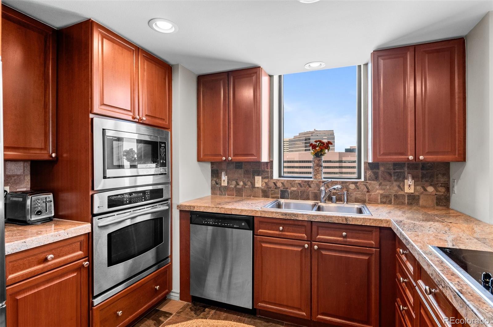 MLS Image #10 for 8100 e union avenue,denver, Colorado
