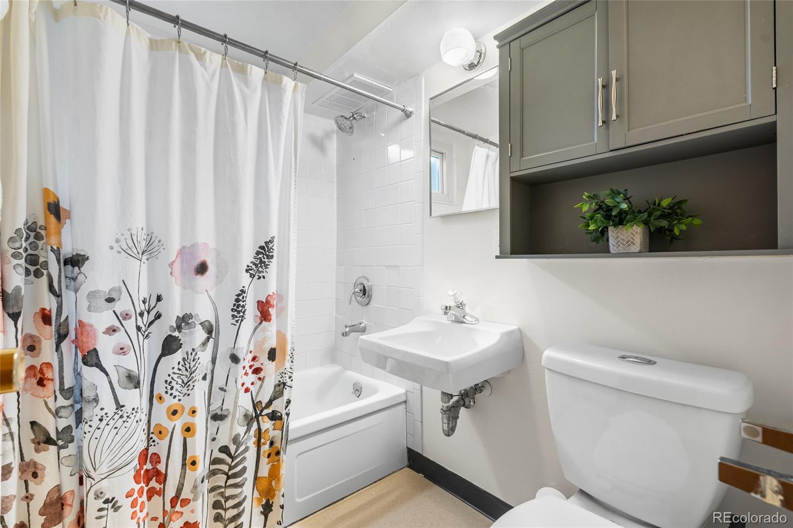 MLS Image #28 for 7034 s cherry street,centennial, Colorado