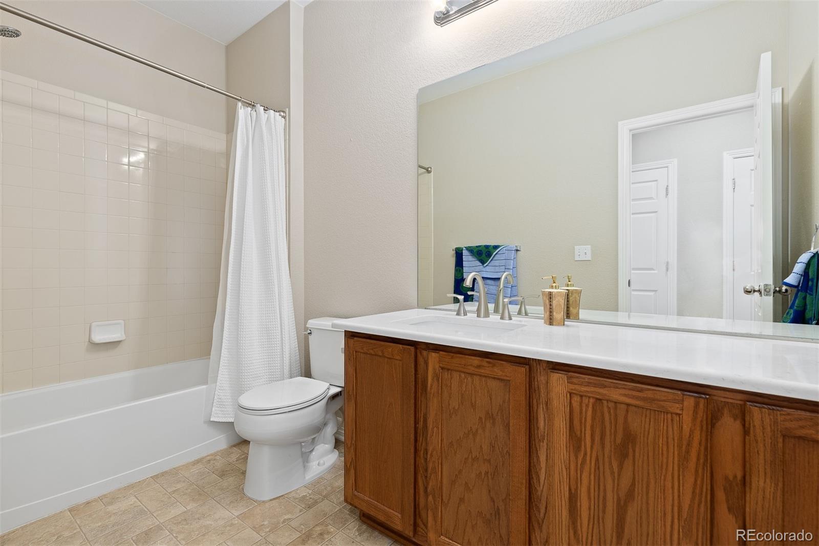 MLS Image #10 for 6520 s newcastle way,aurora, Colorado