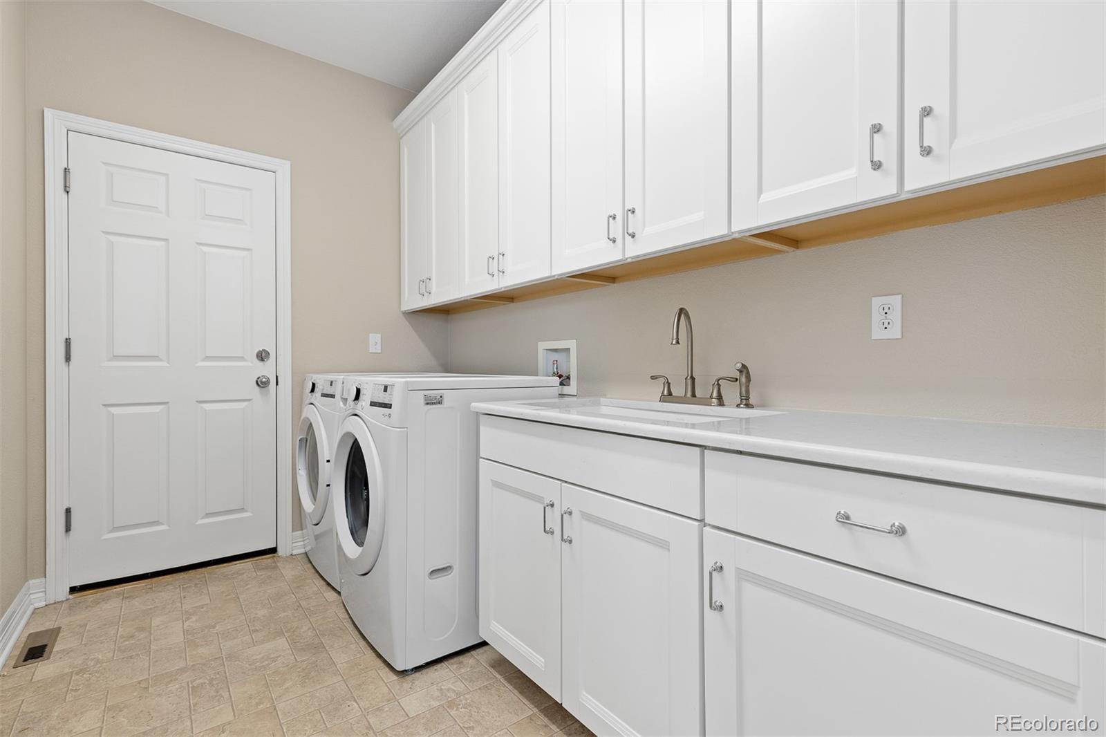 MLS Image #20 for 6520 s newcastle way,aurora, Colorado