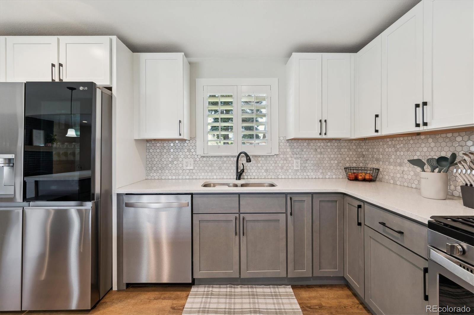MLS Image #6 for 8242 e briarwood place,centennial, Colorado