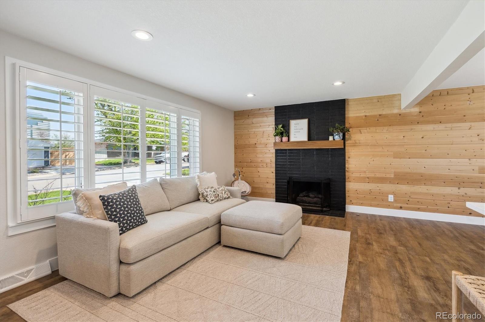 MLS Image #8 for 8242 e briarwood place,centennial, Colorado