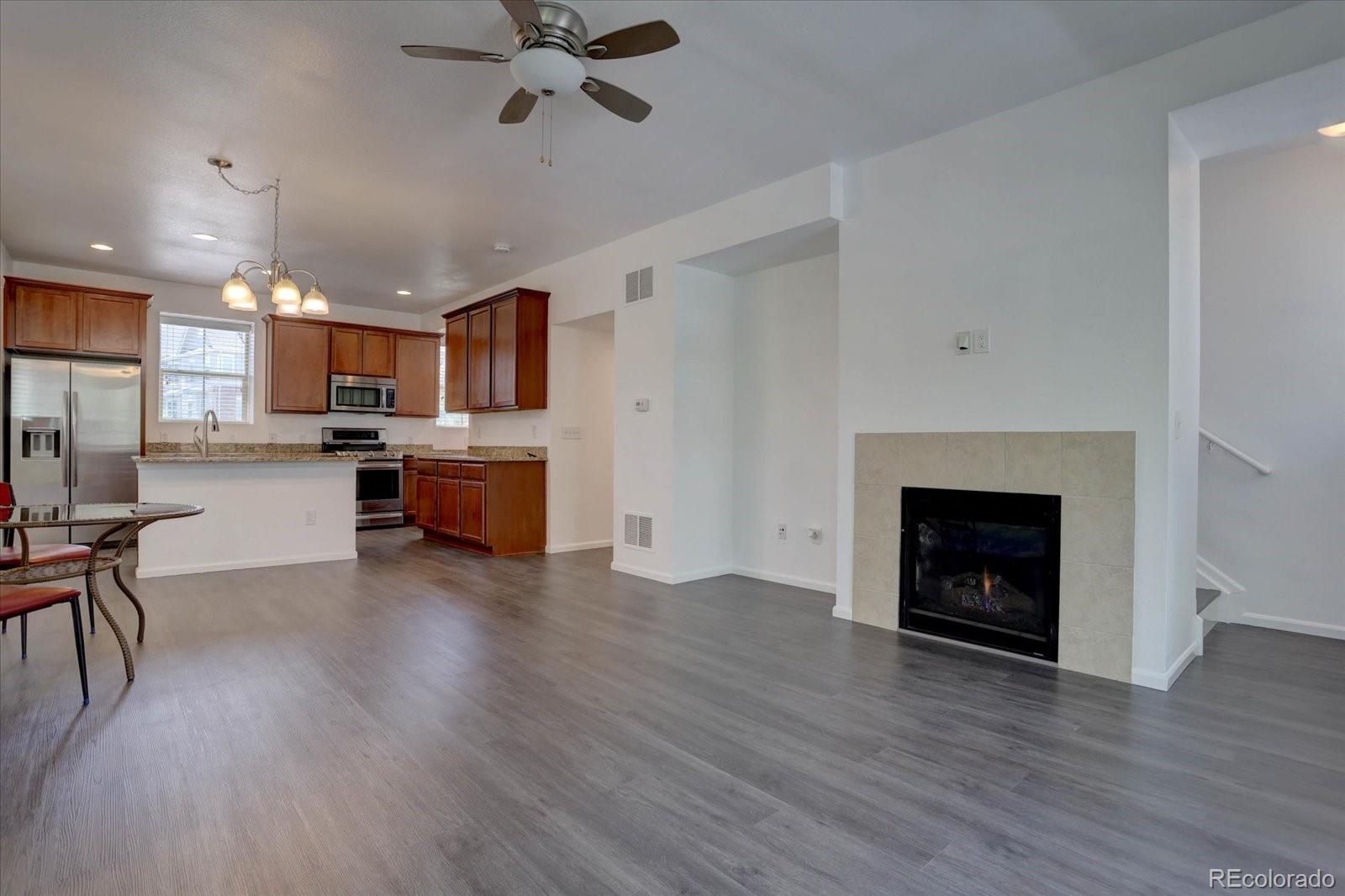 MLS Image #11 for 9520  halstead ,lone tree, Colorado