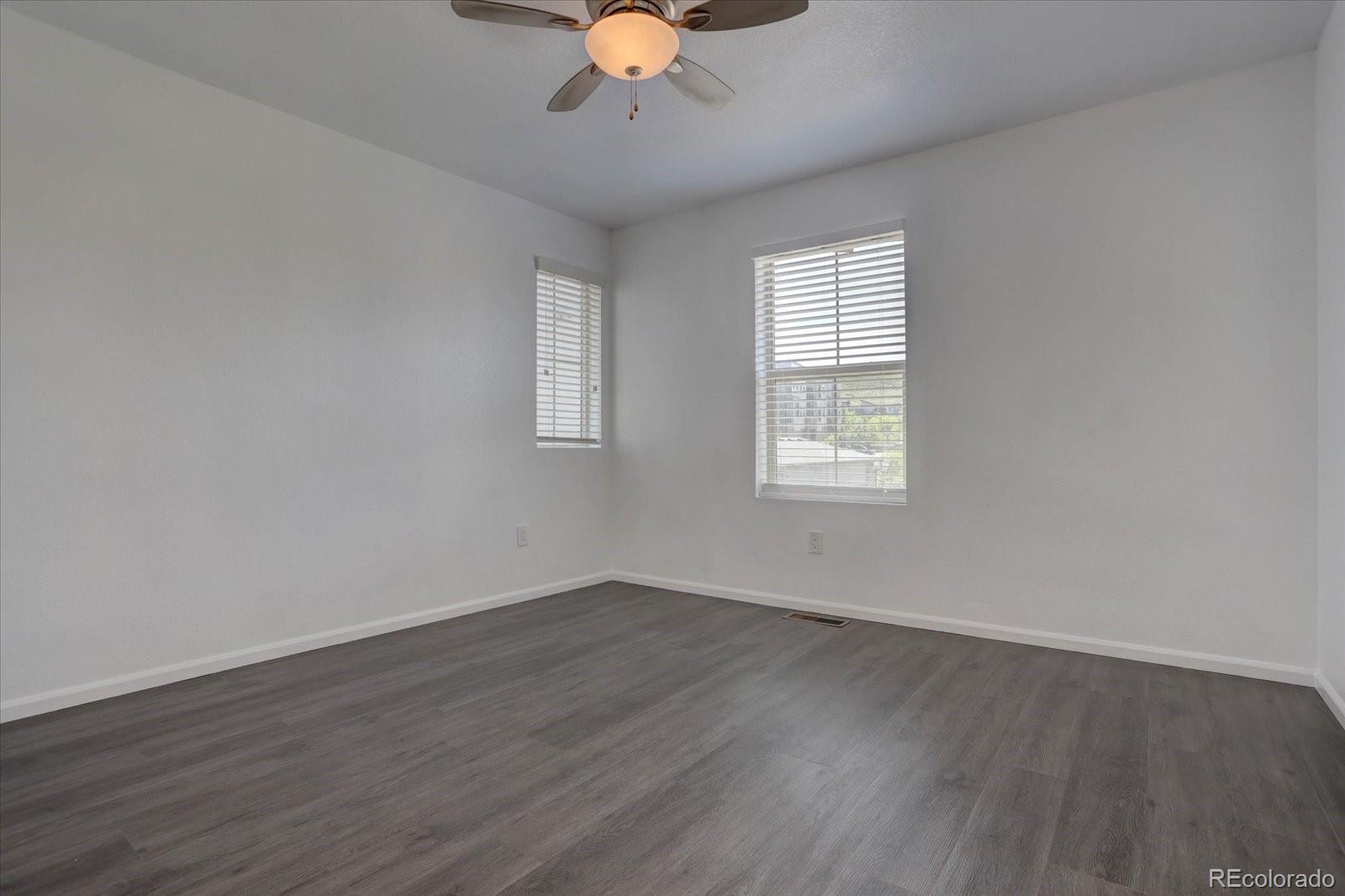 MLS Image #13 for 9520  halstead ,lone tree, Colorado