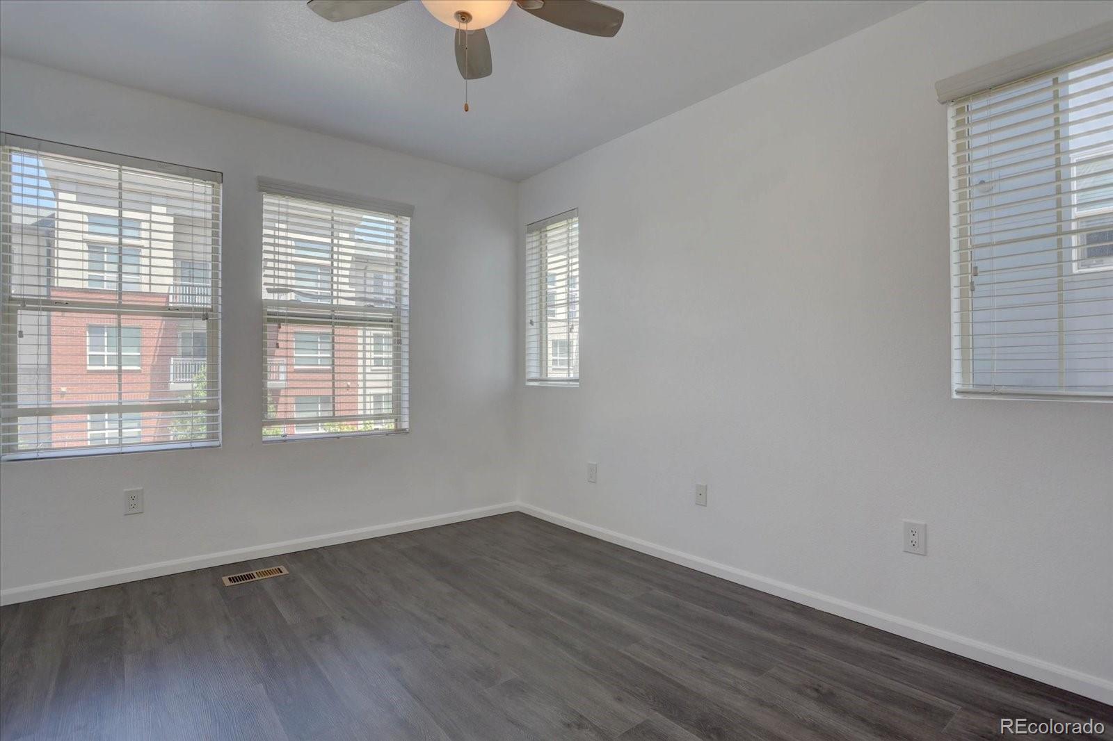 MLS Image #18 for 9520  halstead ,lone tree, Colorado