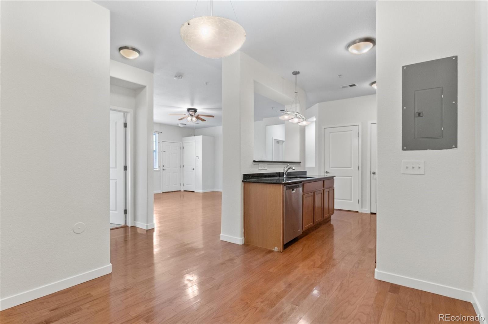 MLS Image #15 for 4100  albion street,denver, Colorado