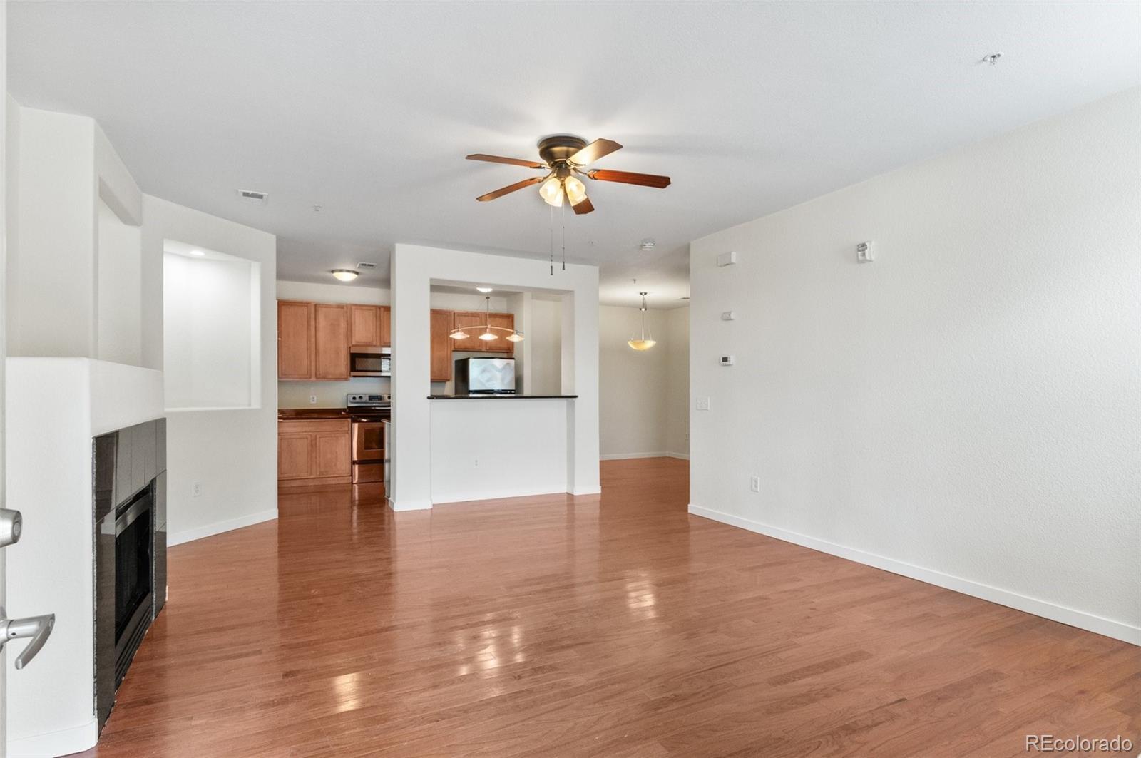 MLS Image #5 for 4100  albion street,denver, Colorado