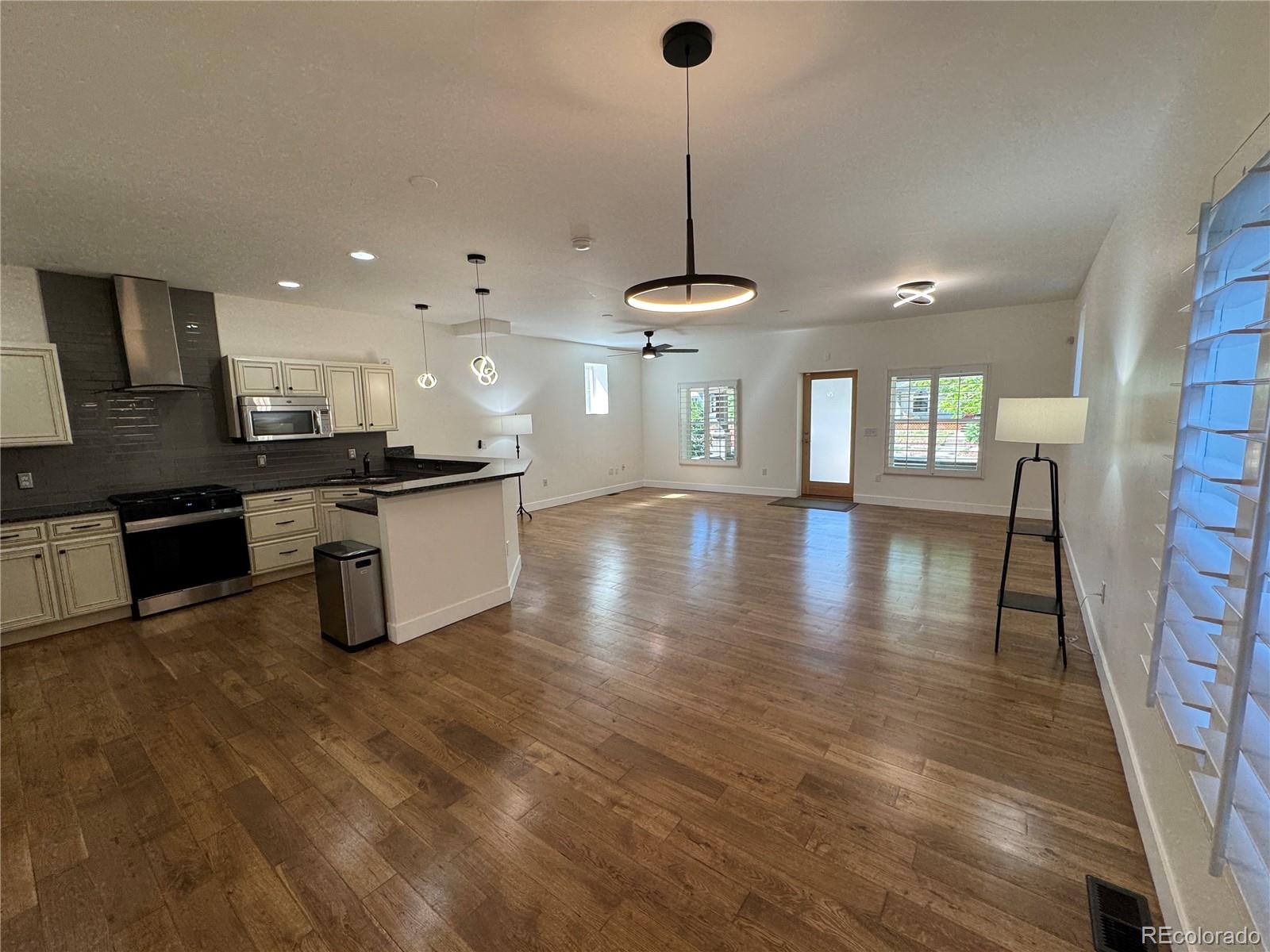 MLS Image #12 for 3440 w 33rd avenue,denver, Colorado