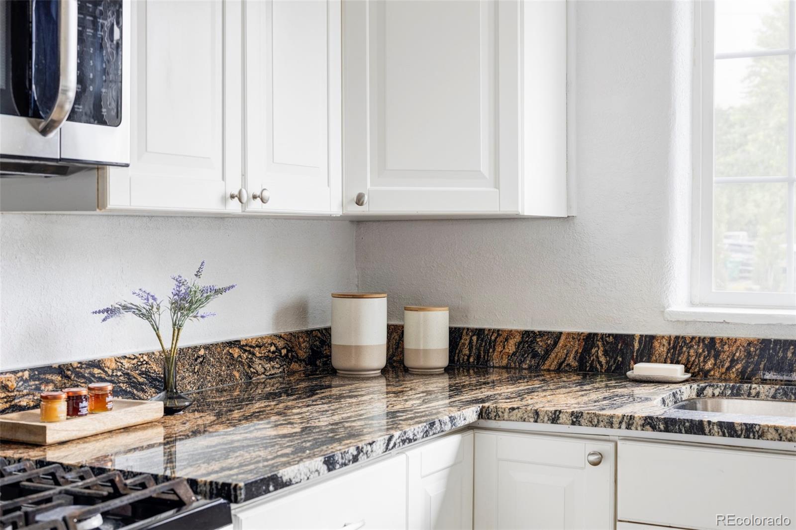 MLS Image #4 for 2895 s sherman street,englewood, Colorado