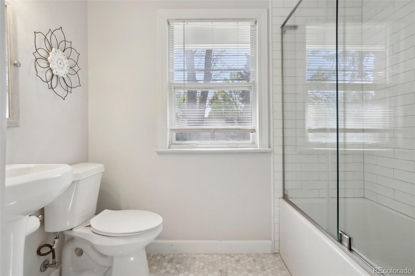 MLS Image #16 for 1431 s glencoe street,denver, Colorado