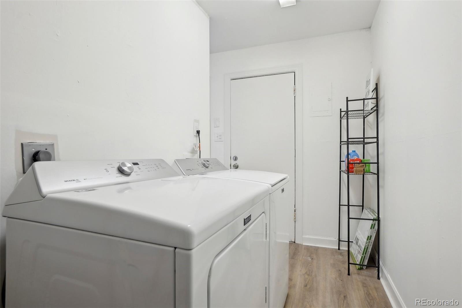 MLS Image #23 for 1431 s glencoe street,denver, Colorado