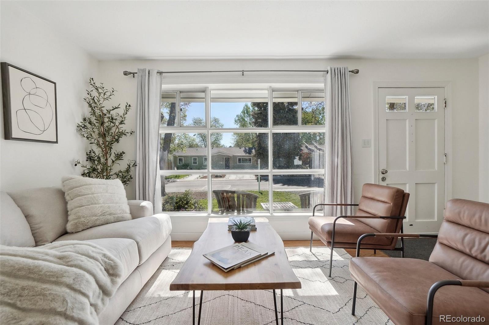 MLS Image #8 for 1431 s glencoe street,denver, Colorado