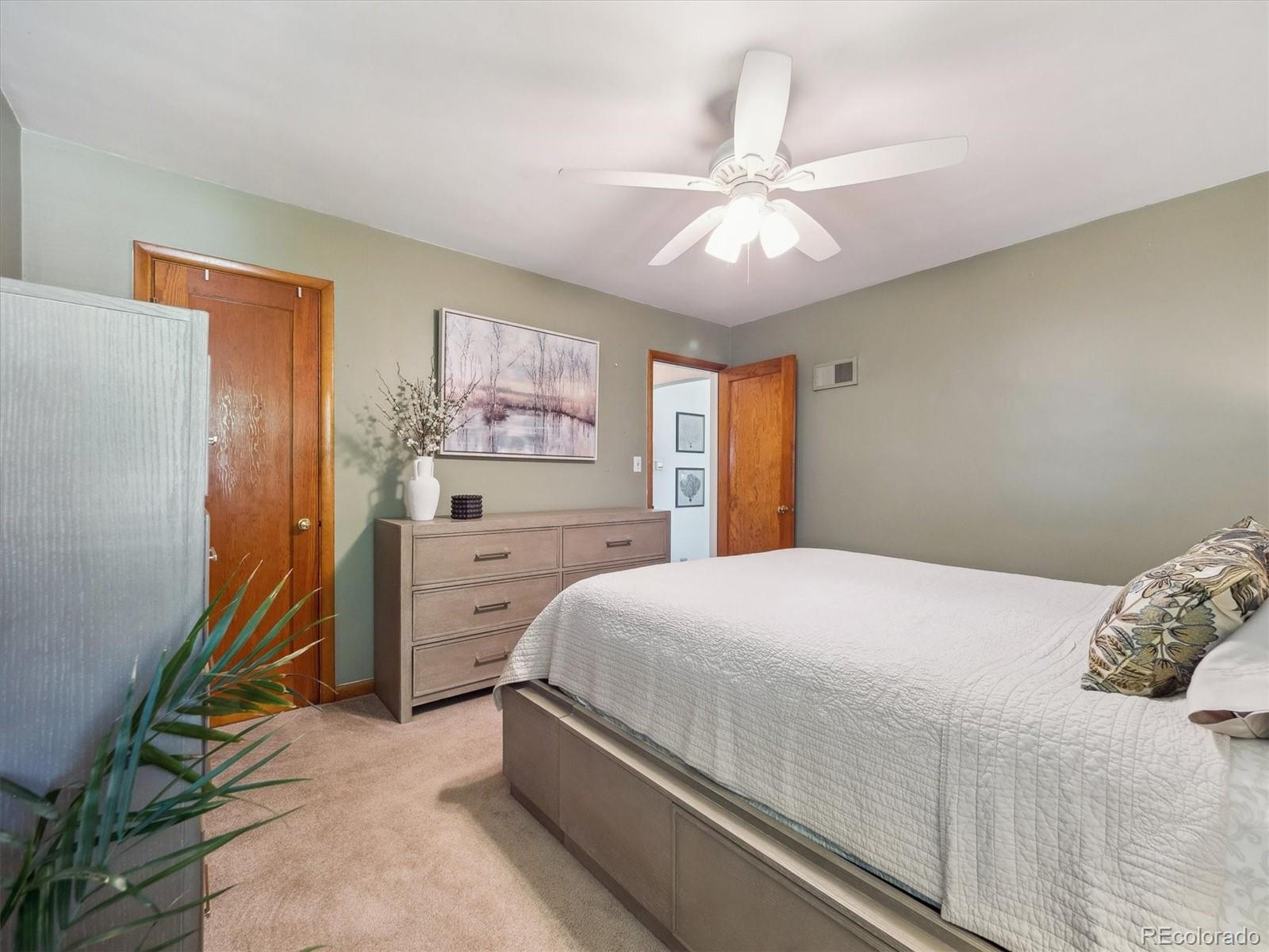 MLS Image #11 for 4112 s galapago street,englewood, Colorado