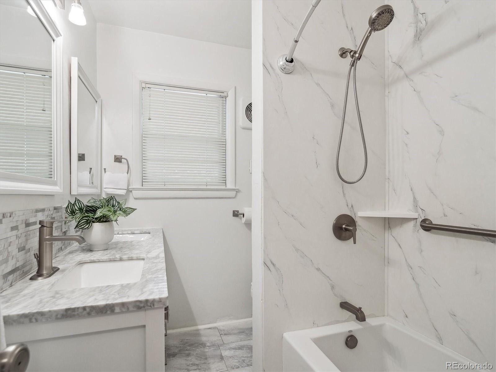 MLS Image #12 for 4112 s galapago street,englewood, Colorado