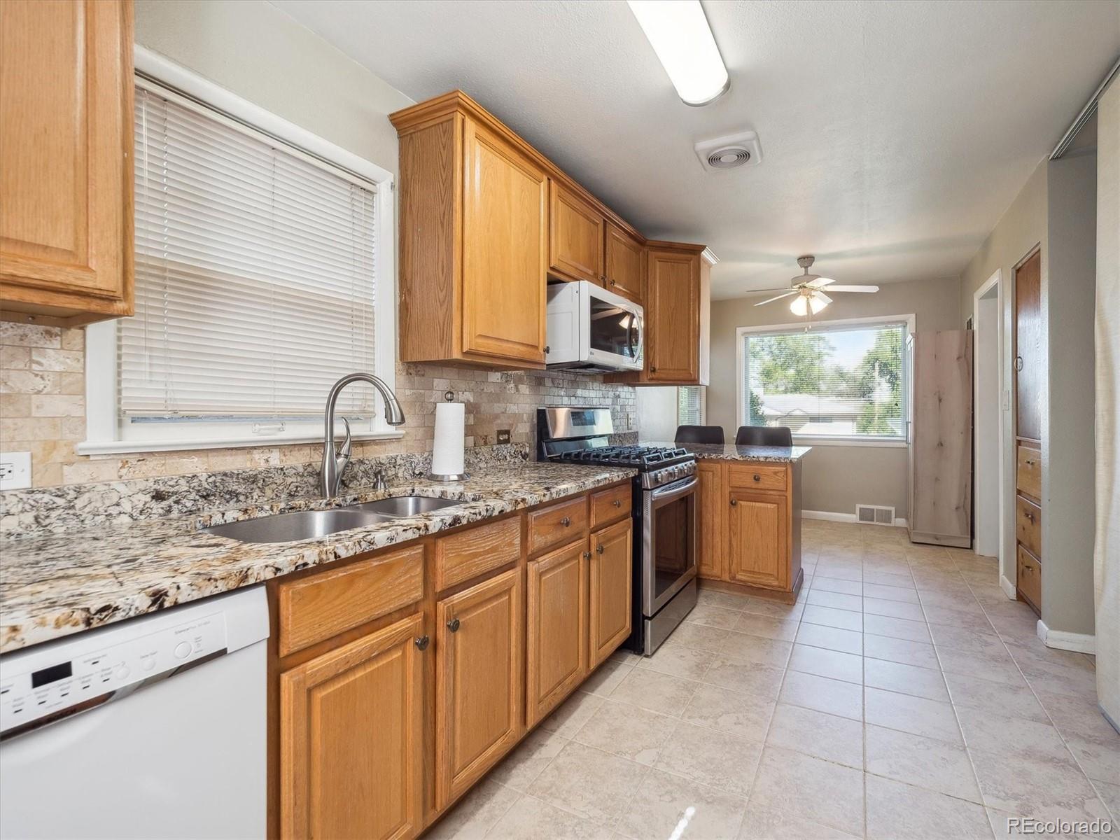 MLS Image #5 for 4112 s galapago street,englewood, Colorado