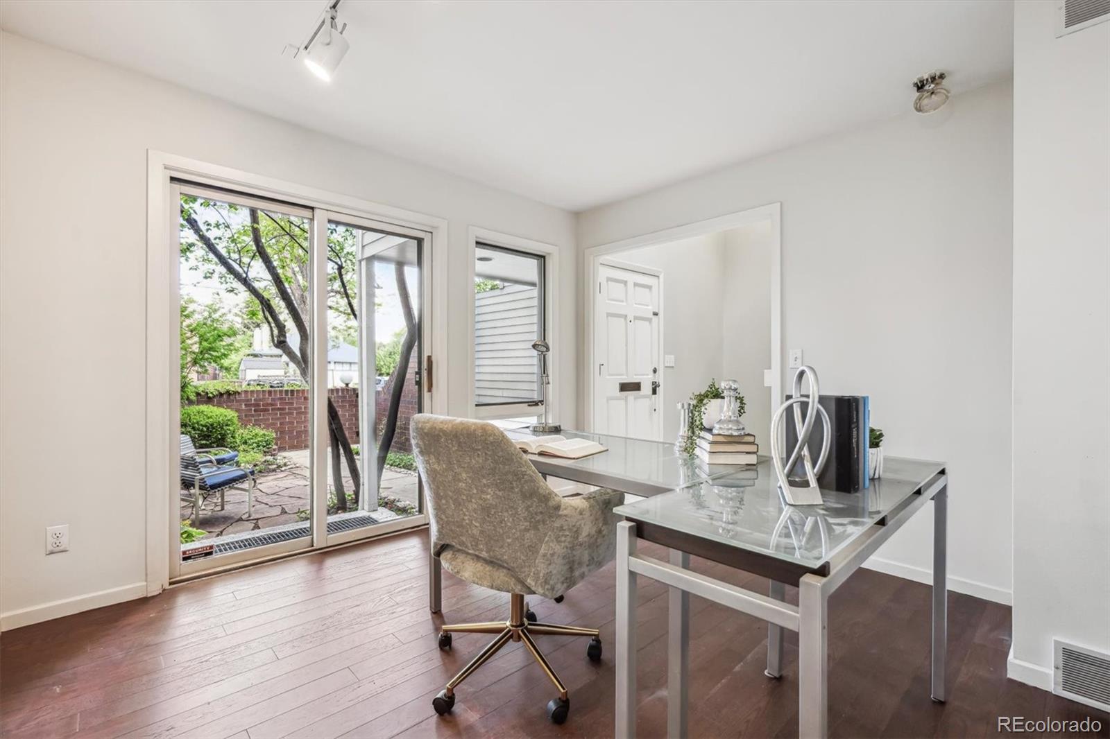 MLS Image #12 for 345  harrison street,denver, Colorado