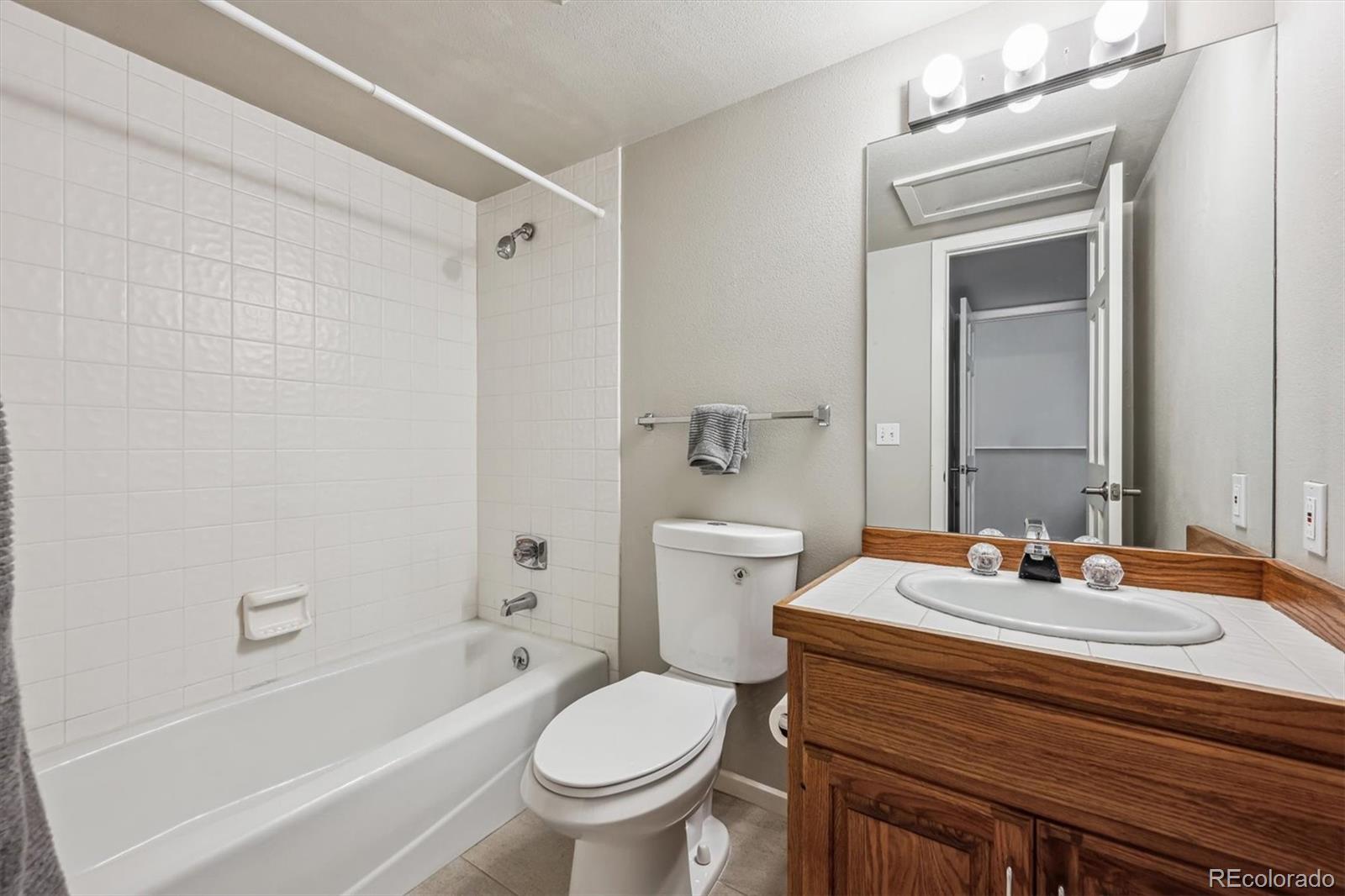 MLS Image #23 for 345  harrison street,denver, Colorado