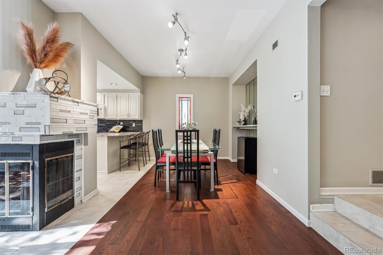 MLS Image #6 for 345  harrison street,denver, Colorado
