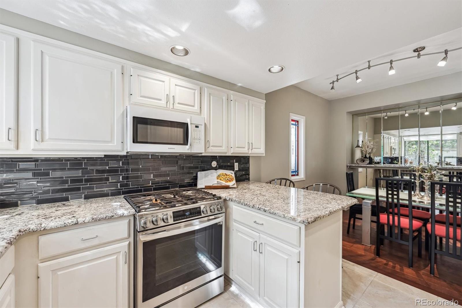 MLS Image #8 for 345  harrison street,denver, Colorado