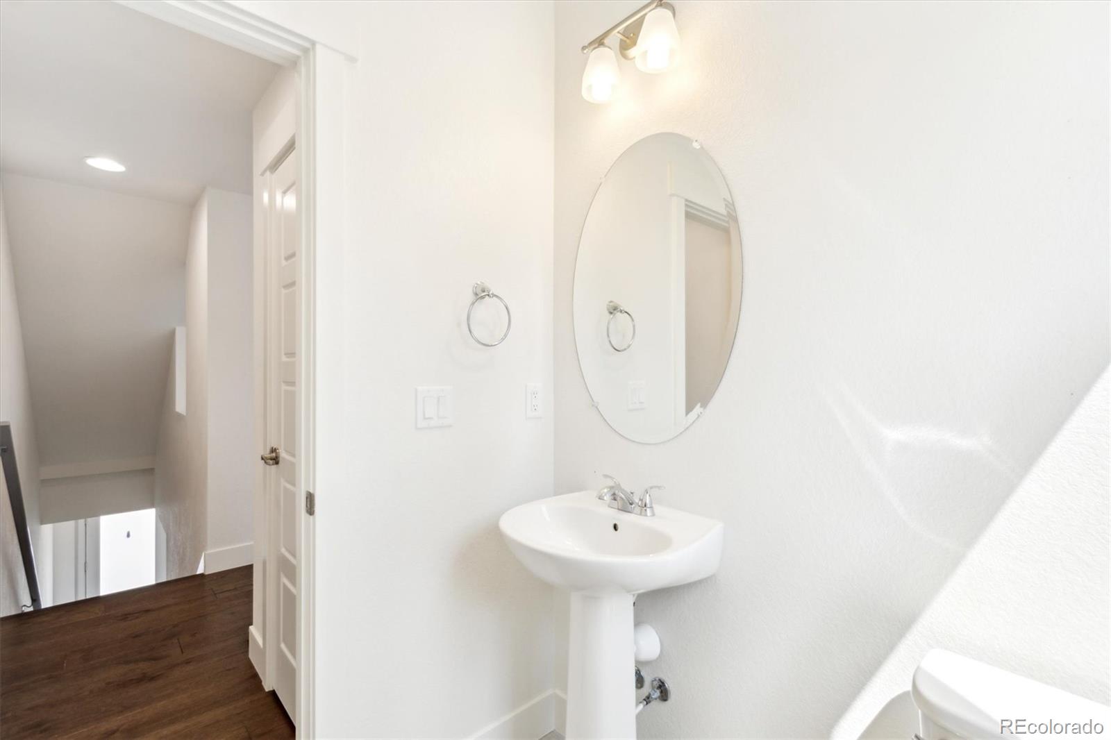 MLS Image #12 for 5682 n galena street,denver, Colorado
